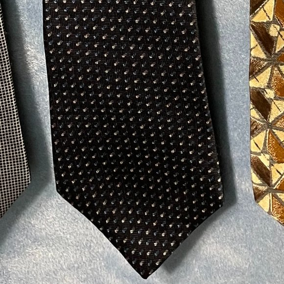 Bundle of 3 100% Silk Used Neckties - Picture 3 of 10